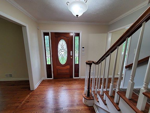 5th image of 4054 Brockett Creek Dr