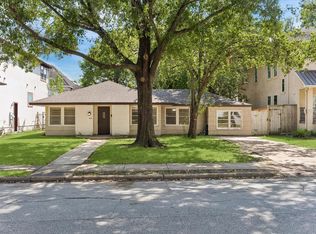5119 Patrick Henry St, Bellaire, TX 77401