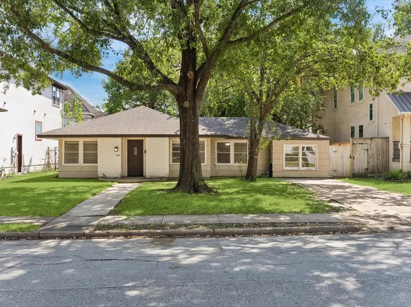 5119 Patrick Henry St, Bellaire, TX 77401