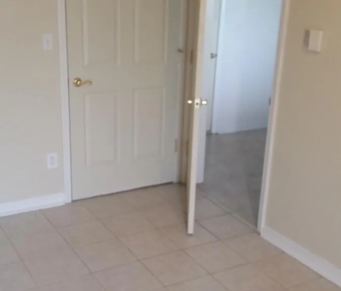 1st floor foyer