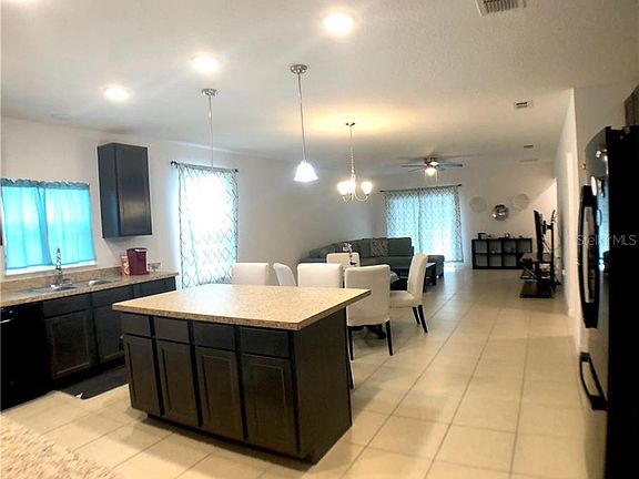 5th image of 303 Briarbrook Ln