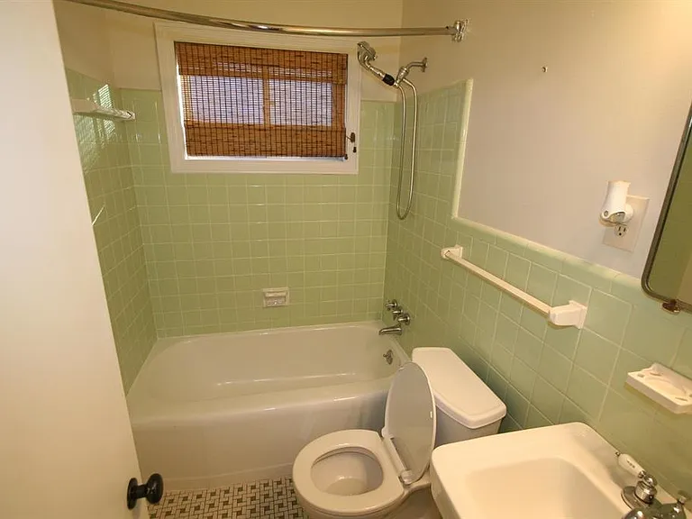 1588 Dorset Dr — Photo 20
