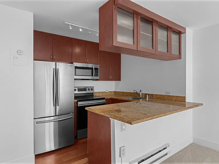 1105 Spring St #1309 — Photo 14