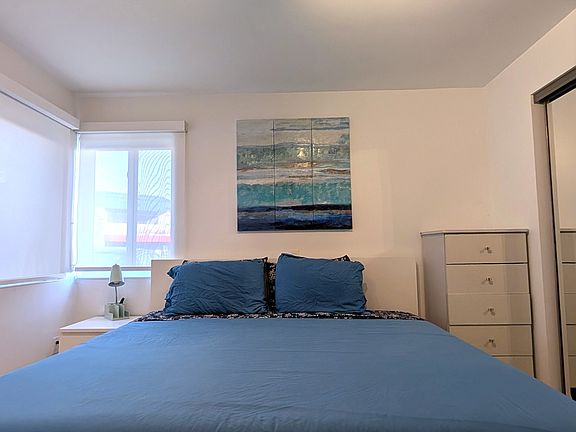 4th image of 4324 N Ocean Dr Unit 1