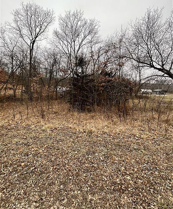1st image of 17 Oak Knoll Ct