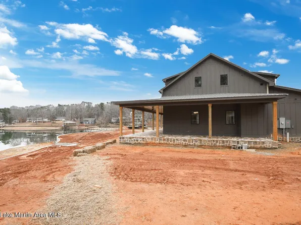 163 Deerwood Trl, Dadeville, AL 36853