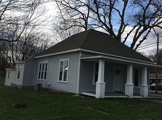308 N 13th St, Savannah, MO 64485