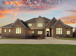 4405 Trostshire Cir, Champaign, IL