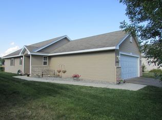 14944 117th St, Becker, MN 55308