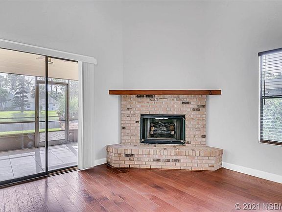 5th image of 797 Pine Shores Cir