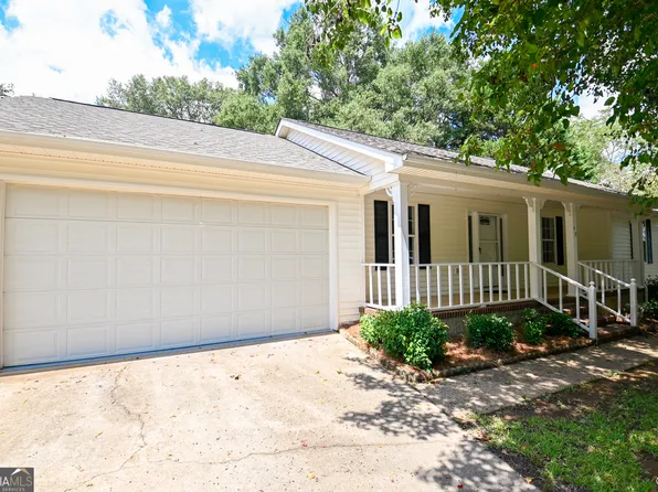 49 Forest Ave, Commerce, GA 30529