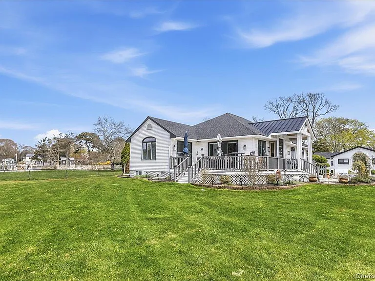 14 Penny Ln #C — Photo 3