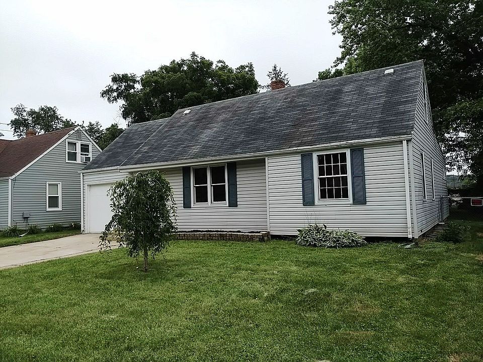 1st image of 633 Sydney Ave