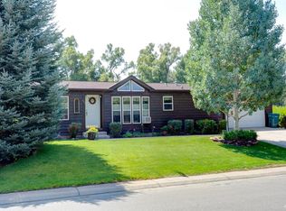 111 River View Rd, Gypsum, CO 81637