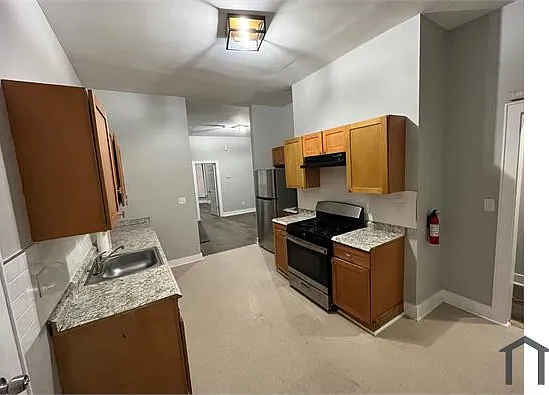 165 Barnum Ave — Photo 2