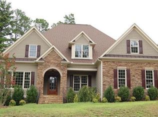 6024 Battleford Dr, Raleigh, NC 27612