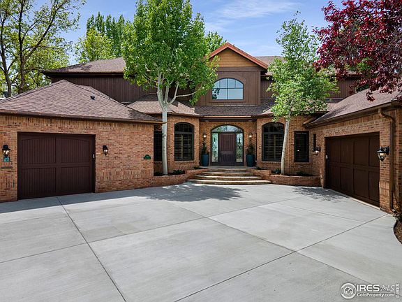 2nd image of 926 Logan Ct