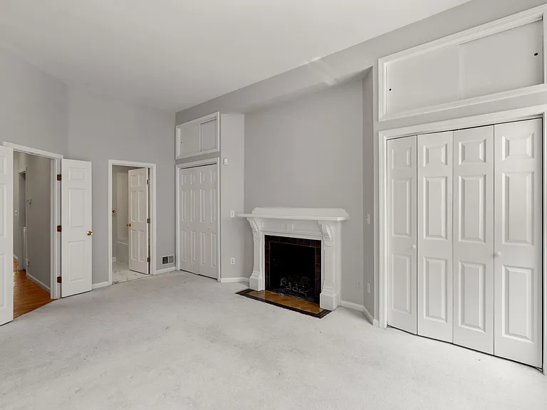 333 Beacon St #3 — Photo 8