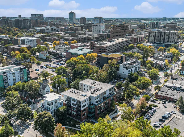 410 N 1st St #301, Ann Arbor, MI 48103