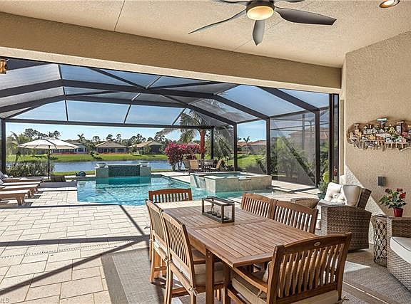 4th image of 9912 Casabella Way