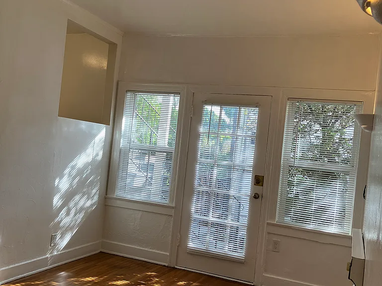 2031 Vista Del Mar Ave #31-3/4 — Photo 8