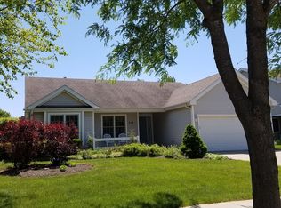 318 Verbena Ln, Woodstock, IL 60098