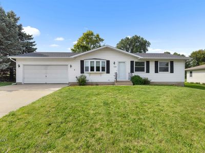 1028 W Meadows Dr, Freeport, IL, 61032