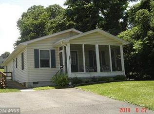 1401 Markham St, Front Royal, VA 22630