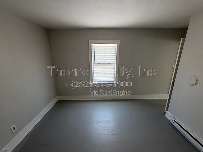 912 Nashville Rd — Photo 7