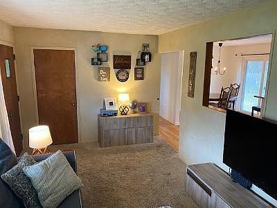 5th image of 1385 E Choctaw Dr