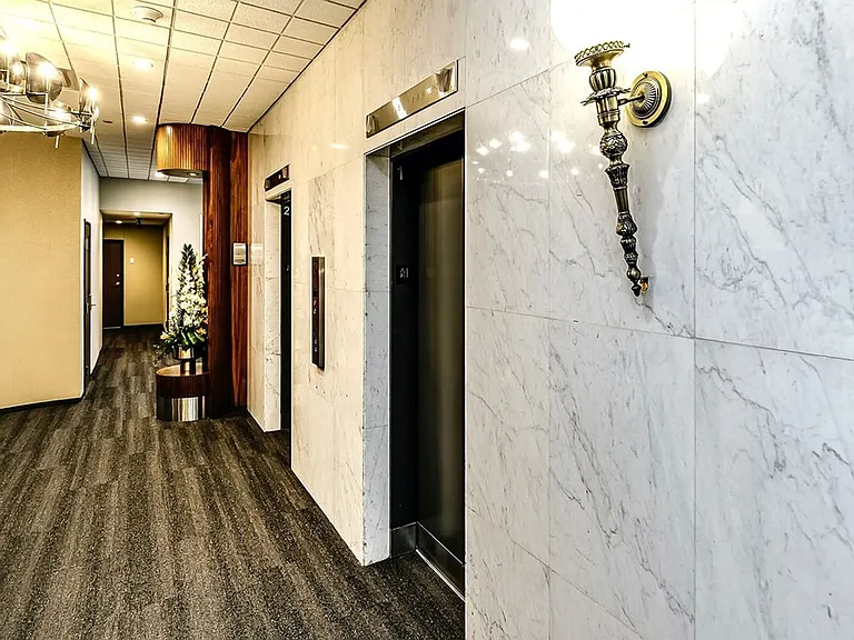 Sky Park Apartments — Photo 16