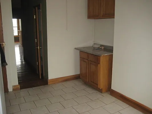 Rented by Rapid Realty Sunset Park Inc | media 17