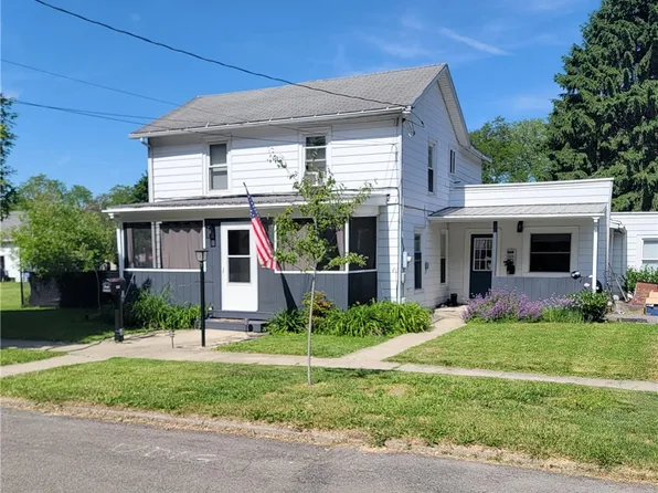 1004 N Perry St, Watkins Glen, NY 14891