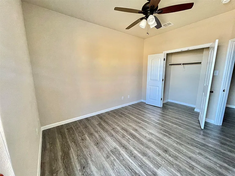 142 Sierra Rose Loop — Photo 3