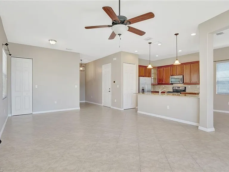 5374 Ferris Ave — Photo 6