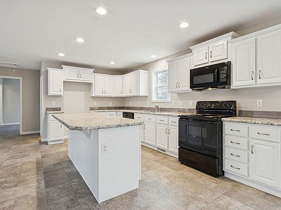 5th image of 253 Overton Dr