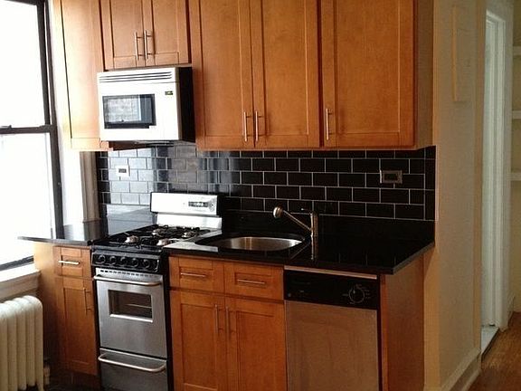 5th image of 350 W 55th St APT 4K