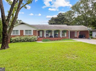 1118 Skyline Dr, Griffin, GA 30224