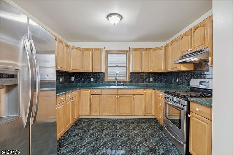 1st image of 66 Atlantic St #1B
