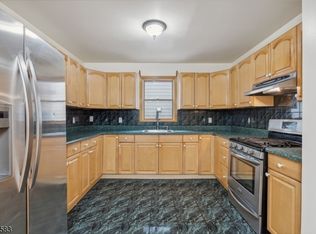 66 Atlantic St #1B, Jersey City, NJ 07304