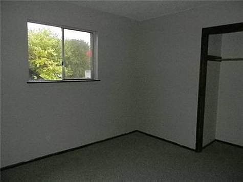 5th image of 4936 Dixie Ave