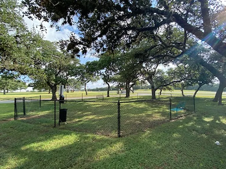 Country View Apartments — Photo 28