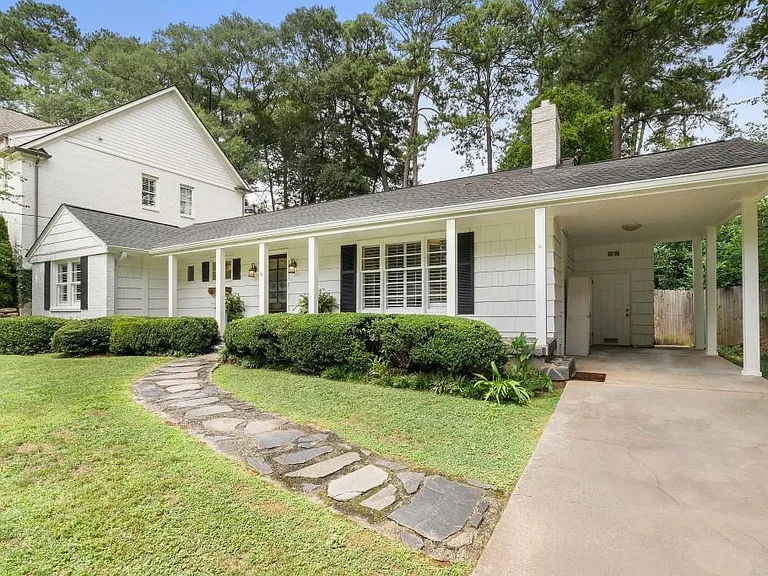 2151 Radcliffe Dr NW — Photo 4