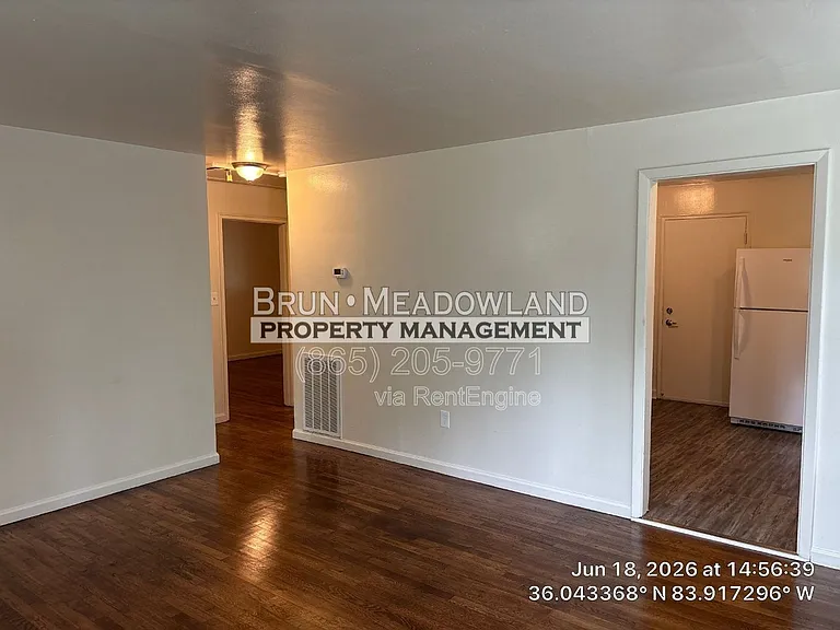 3813 Woodlake Dr NE — Photo 15