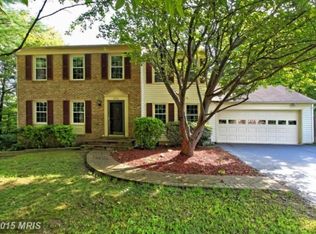 8704 Shadowlake Way, Springfield, VA 22153