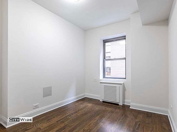 5th image of 157 E 57th St #10I