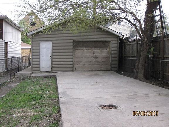 4th image of 4810 S Wolcott Ave