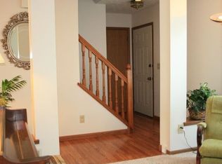 8262 Priesltey Dr, Reynoldsburg, OH
