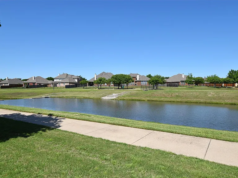 2757 Cascade Cove Dr — Photo 35