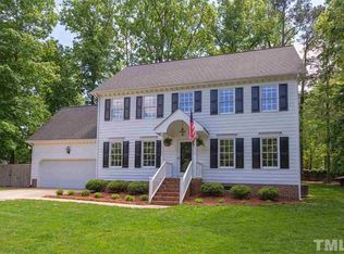 908 Wellstone Cir, Apex, NC 27502